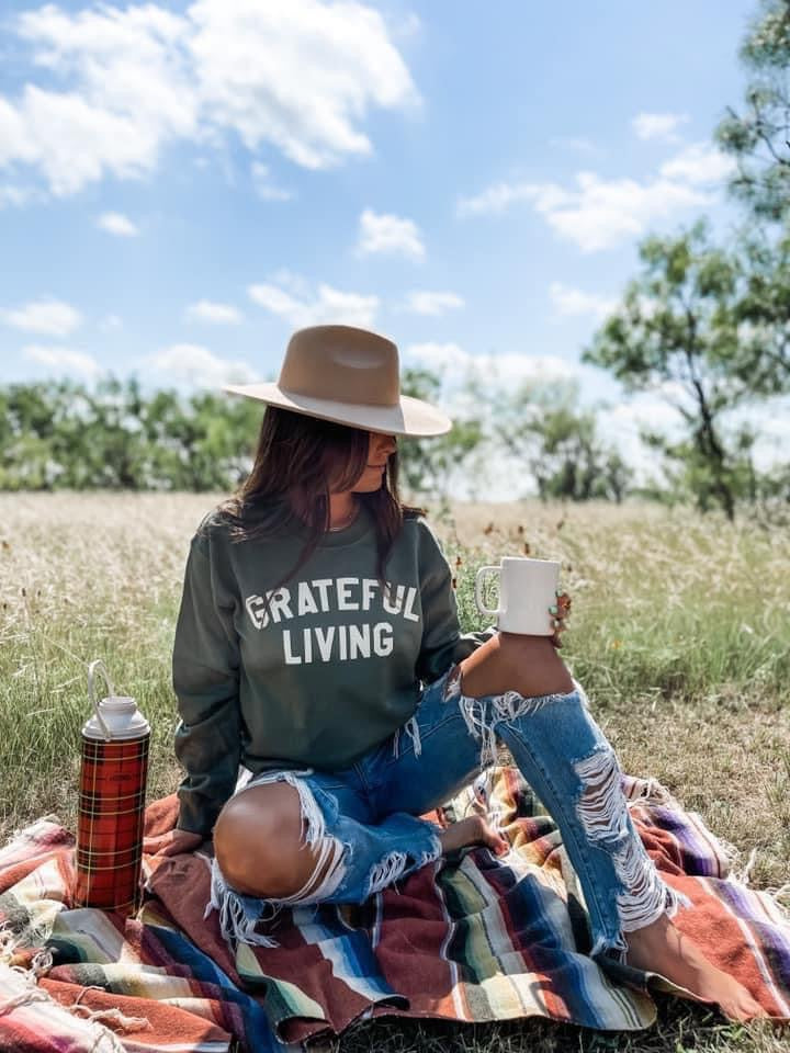 Grateful Living Gildan Sweatshirt